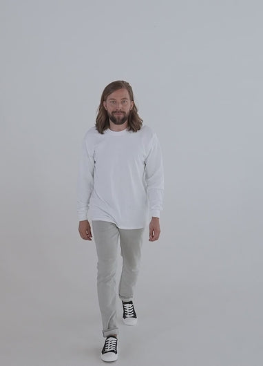 Gildan 2400 Ultra Cotton Long Sleeve T-Shirt.mp4